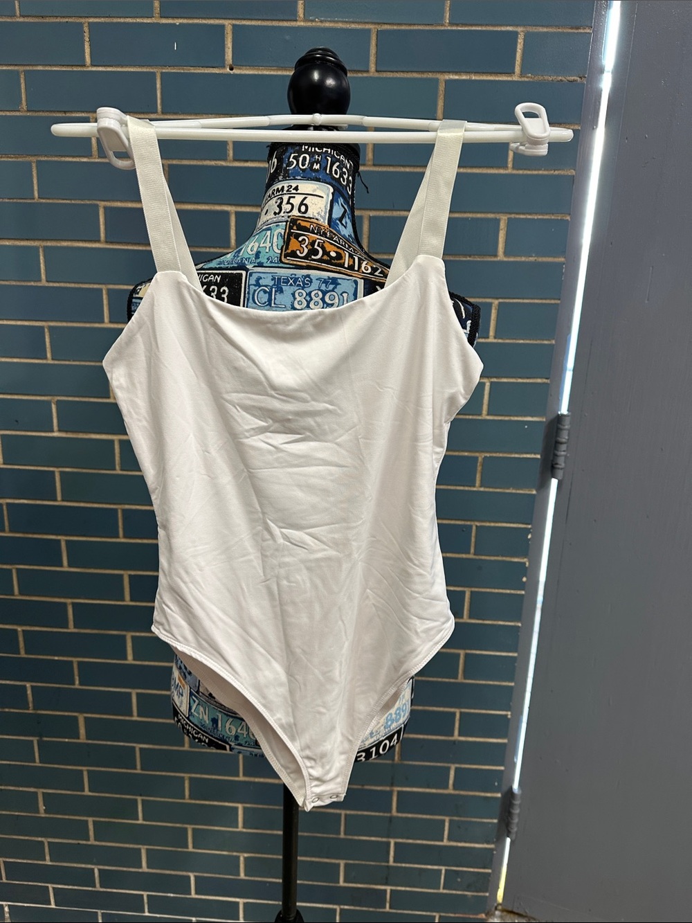 Forever 21 White Scoop Neck Bodysuit